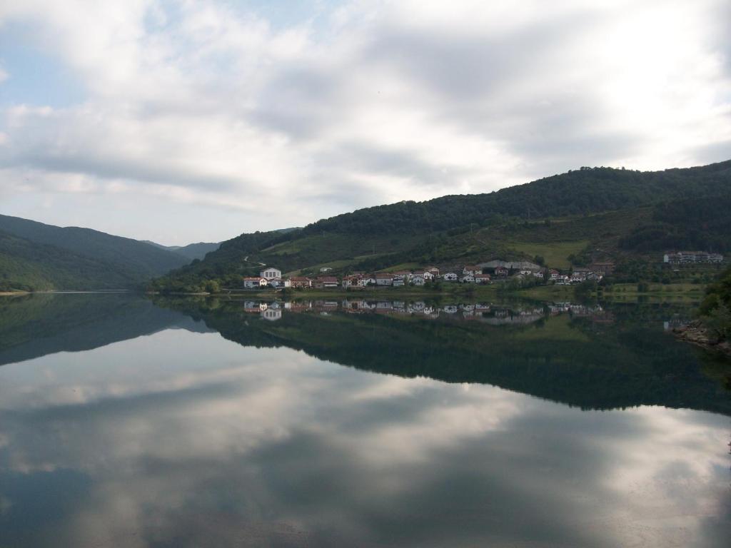 Hostal Rural Arrobi Borda Eugi Dış mekan fotoğraf
